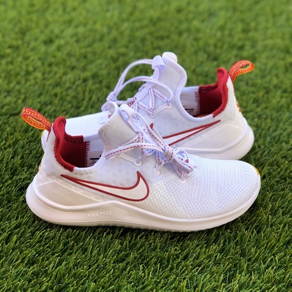 Nike Shoes - Nike Free TR 8 USC